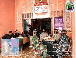 Koramil 02 / Tarempa Kodim 0318 / Natuna Siagakan Babinsa untuk Pengamanan Pilkada Serentak 2020 di KPU Anambas