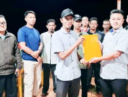 Sampaikan Aspirasi, Masyarakat Kunjungi Wakil Ketua II DPRD Anambas Disaat Reses