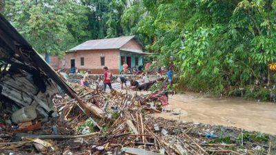 Kota Lubuk Linggau Diterjang Banjir Bandang