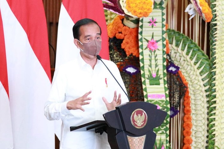 Presiden Jokowi Sebut Sebentar Lagi Mobil Listrik Buatan Indonesia Mulai Masif