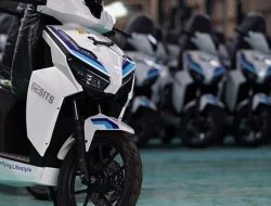 WIKA Industri Manufaktur Ekspor Perdana Motor Listrik Gesits ke Senegal