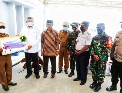 Pemda Anambas Serahkan Aset Berupa Trandes Kepada Beberapa Kades di Jemaja