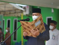 Bupati Lingga Pimpin Upacara Peringatan HAB ke 76