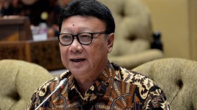 Penjelasan Pemerintah Soal Isu Penggabungan Polri ke Kementerian