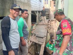 Multifungsi, Tim Saber Tarempa Juga Perbaiki Jembatan