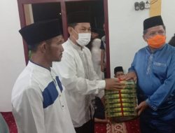 Safari Ramadhan Wabup Anambas Salurkan Bantuan