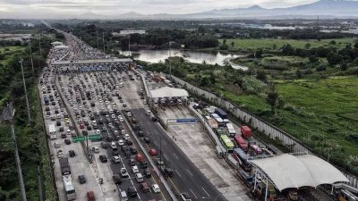 Ribuan Kendaraan Tinggalkan Jabodetabek, Volume Lalin Pemudik Meningkat Signifikan Mulai Hari Ini