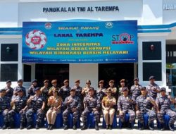 Danguspurla dan 10 Taruni TNI AL Kunjungi Lanal Tarempa