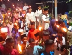 Meriah, Warga Desa Pesisir Timur Takbir Keliling Kampung