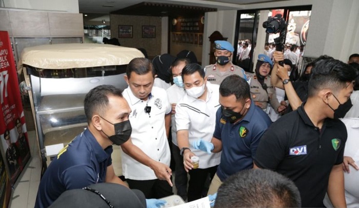 Ditresnarkoba Polda Metro Gelar Tes Urine Dadakan Seluruh Personelnya Positif Langsung Proses