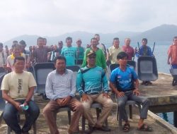 33 Petani Dapat Gerobak Sorong dari Pemdes Impol
