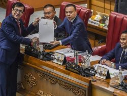 KUHP Disahkan: Media Dunia Soroti Larangan Hubungan Seks sebelum Nikah untuk Turis Asing