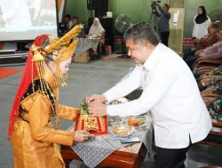 Wabup Anambas Hadiri Acara Perpisahan Siswa SMPN 1 Siantan