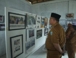 Usai Salurkan Bantuan Trandes, Bupati Haris Kunjungi Musium Desa Tiangau