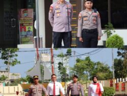 Kapolres Bintan Berikan Penghargaan Kepada Empat Personel Berprestasi