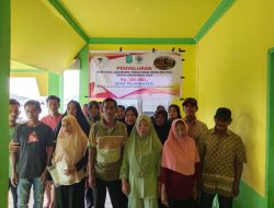 Dalam Kondisi Sulit di Ujung Perbatasan NKRI, Pemdes Telaga Kecil Salurkan Bantuan Pusat