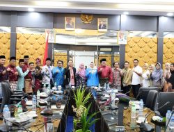 Bintan Evaluasi Program Seragam Gratis